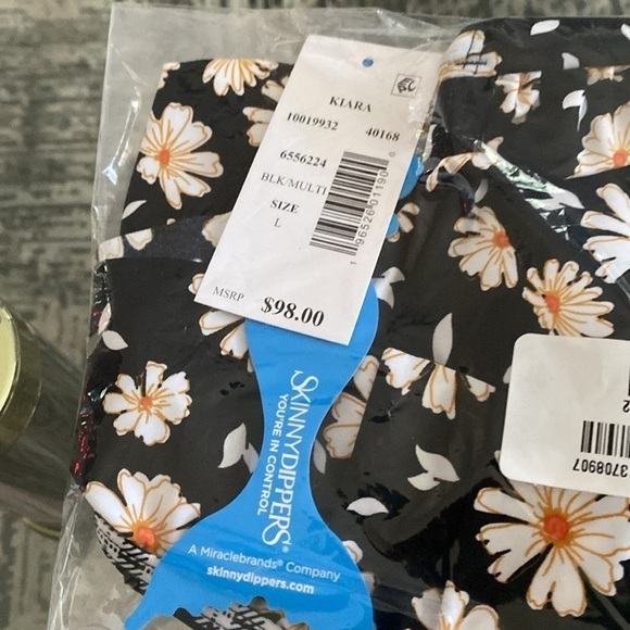 - SKINNY DIPPERS Bikini Top- Size Large- Multi Color - Picture 3 of 3